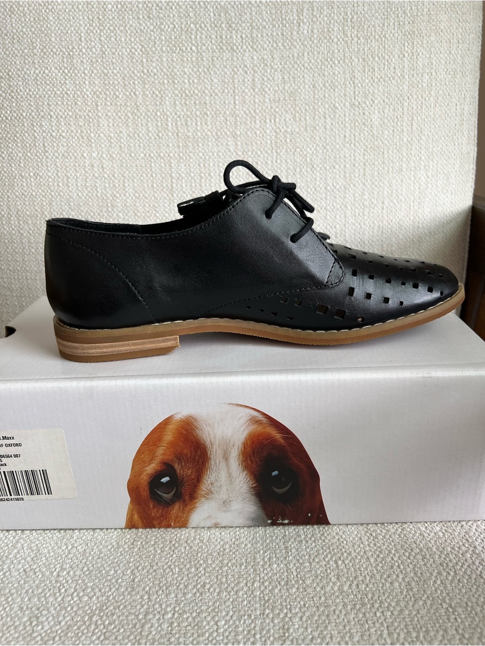 Hush Puppies Women’s Chardone Oxfords Black Perforated Leather Lace-Up Flat 9
